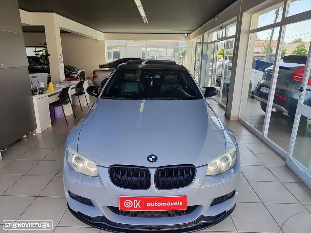 BMW 320 d Coupe Edição M Auto - 4