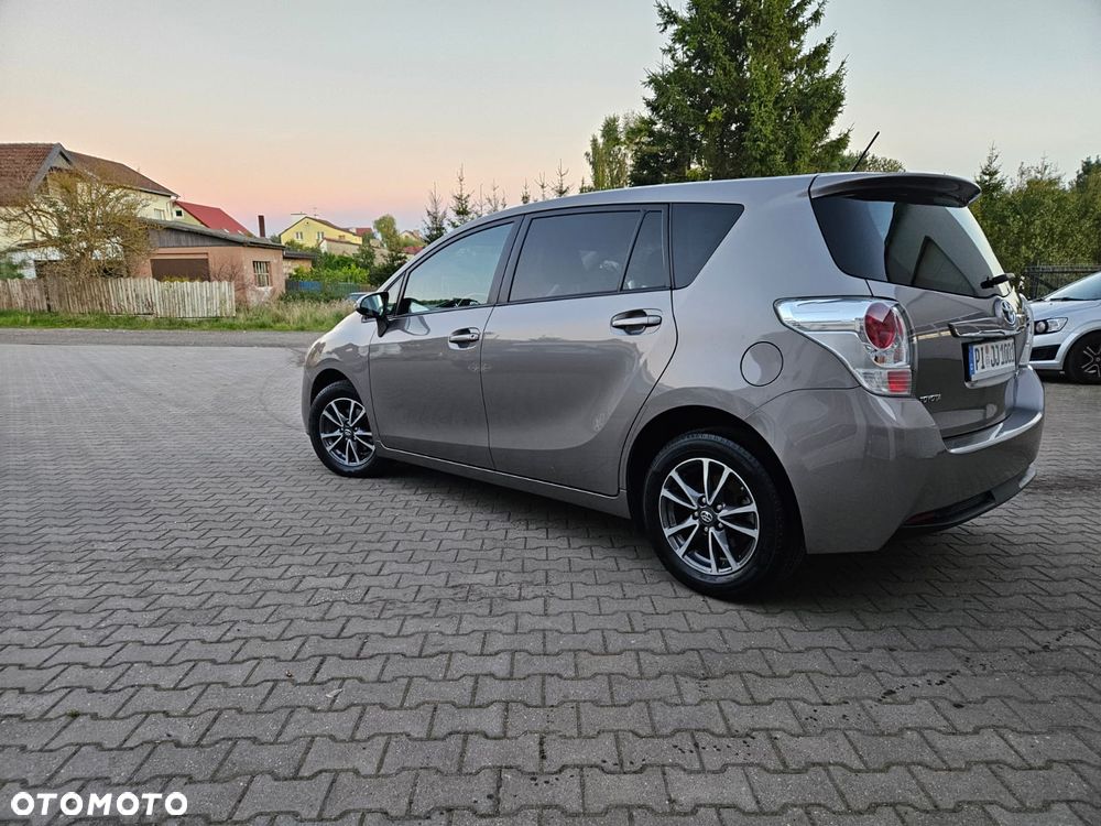 Toyota Verso 1.6 D-4D 5-Sitzer Start/Stop Edition S+ - 9