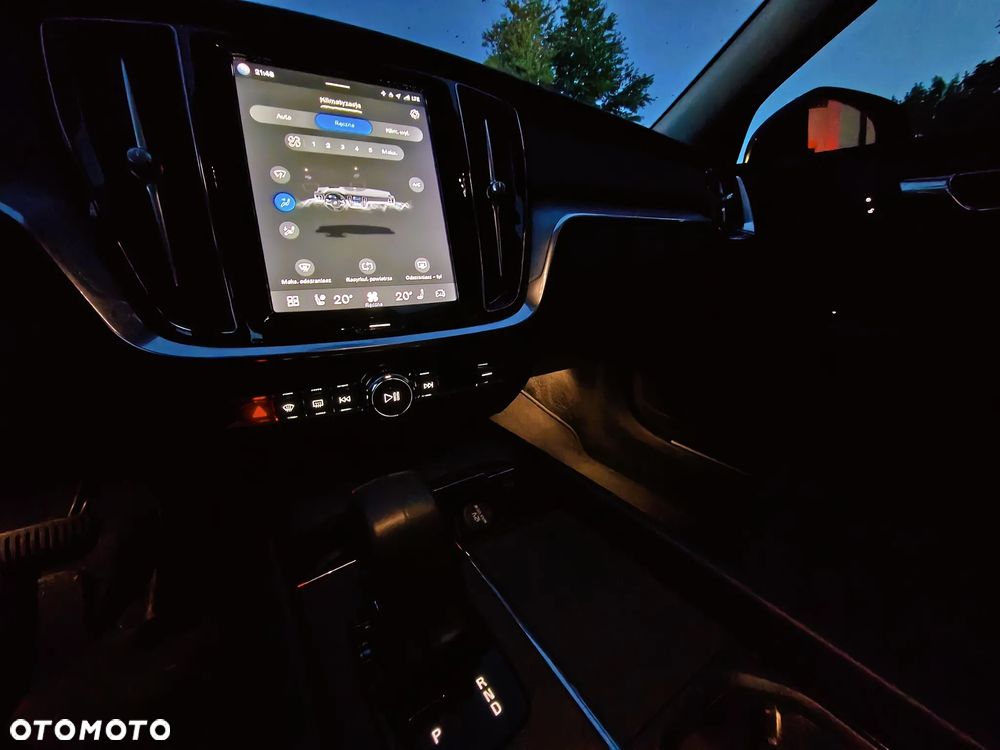 Volvo V60 B3 B Essential - 20
