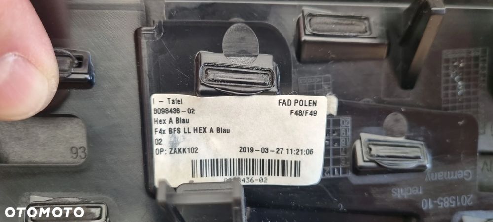 BMW X1 F48 2015- Kratka nawiewu Dekor Panel Oryginał Europa - 11