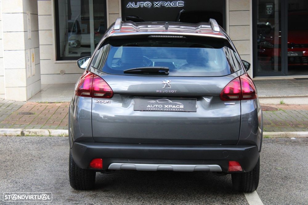 Peugeot 2008 1.2 PureTech Allure - 10