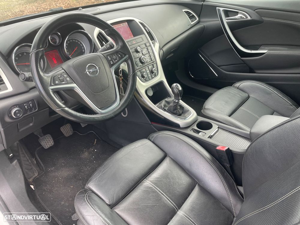 Opel Astra GTC 1.4 T S/S 139g - 4