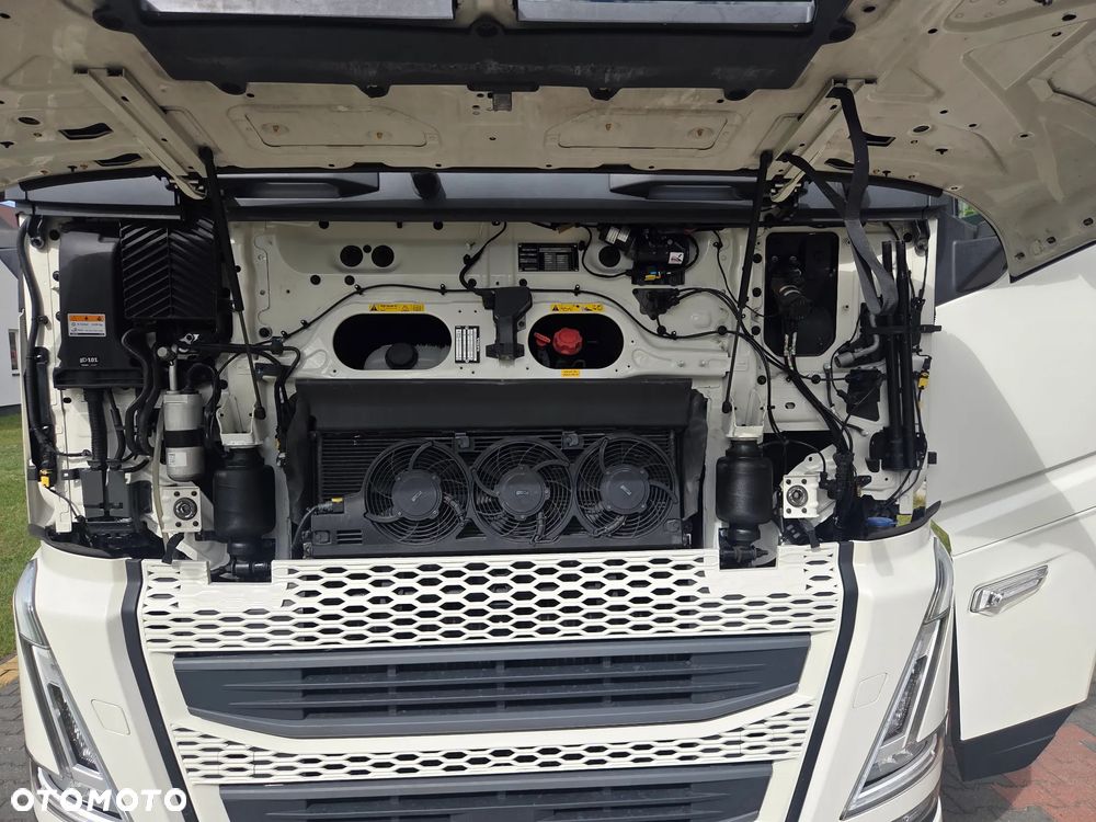 Volvo FH5 - 8
