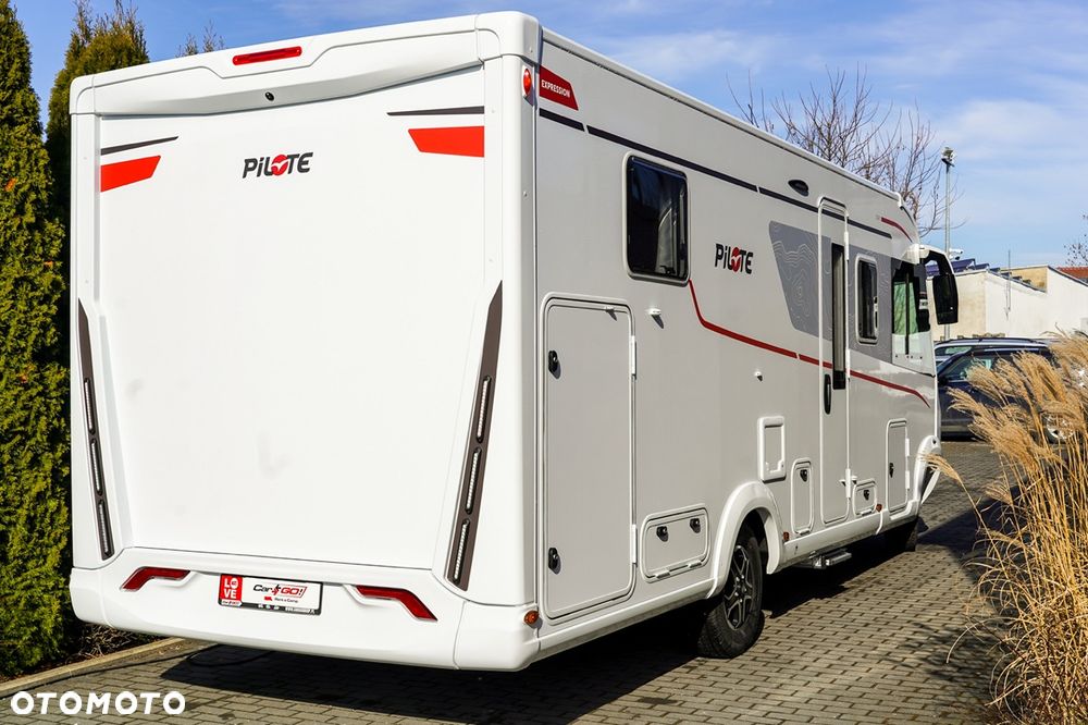 PILOTE G741 FC Expression - 4