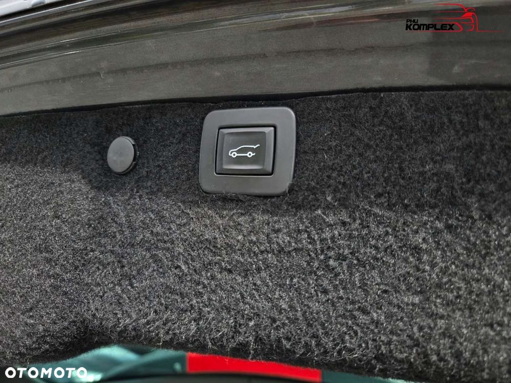 Opel Insignia - 11