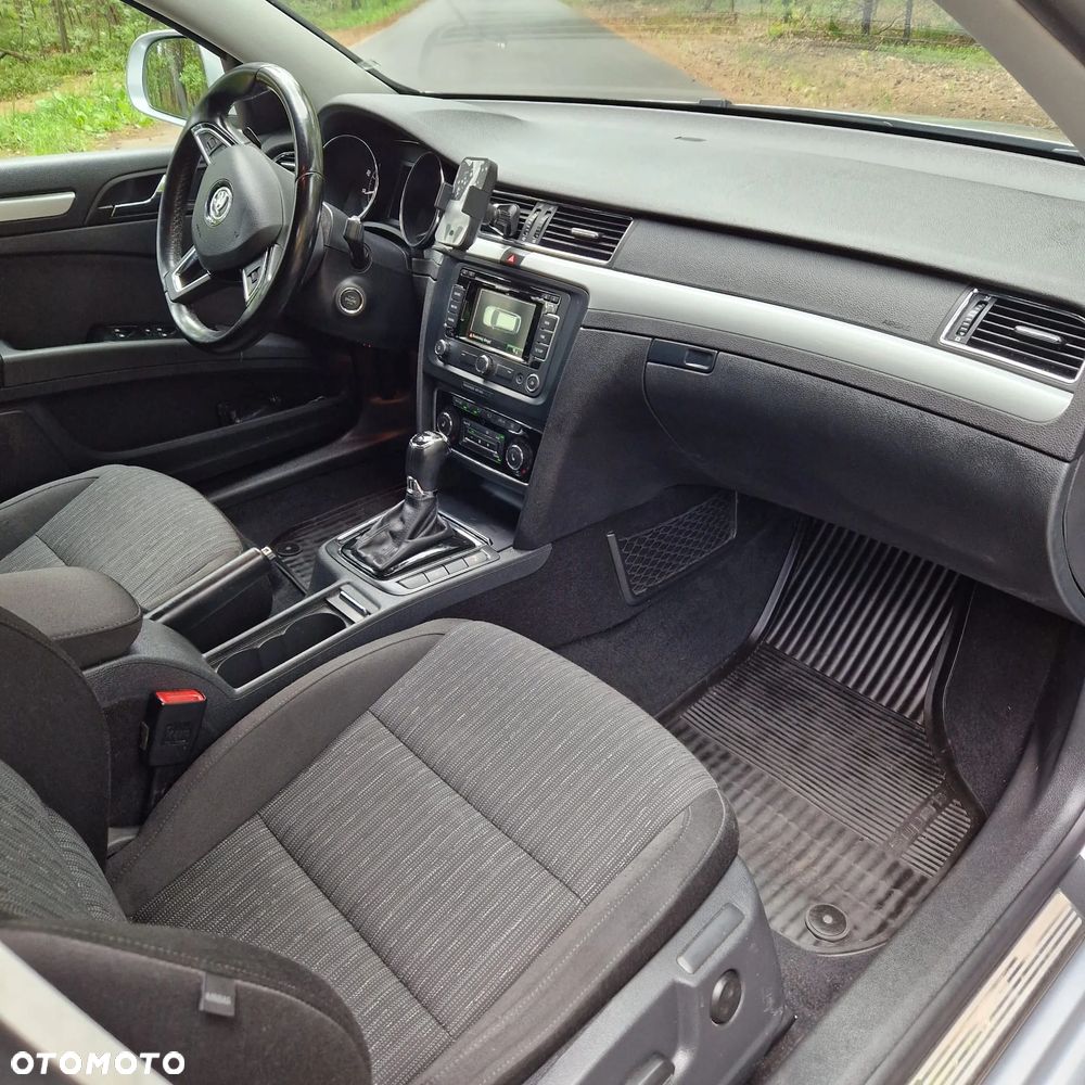 Skoda Superb 2.0 TSI Elegance DSG - 34