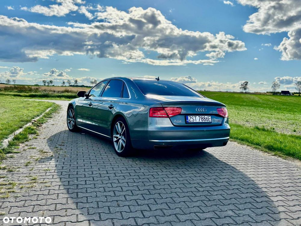 Audi A8 - 6