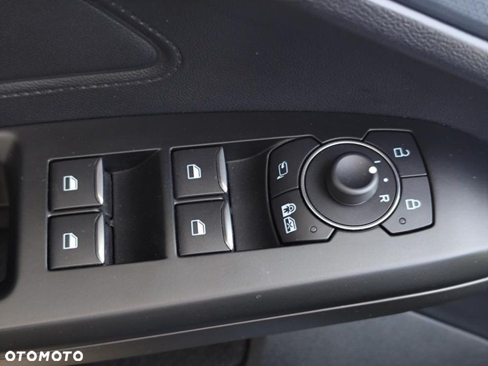 Ford Focus - 32