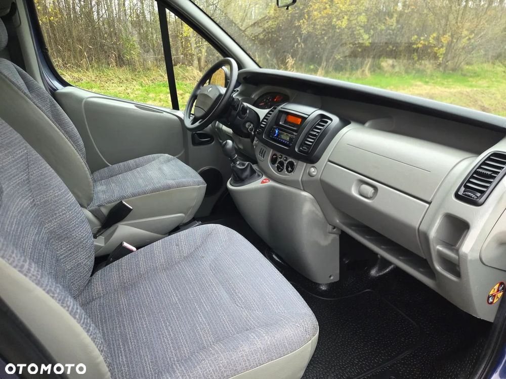 Renault Trafic - 28