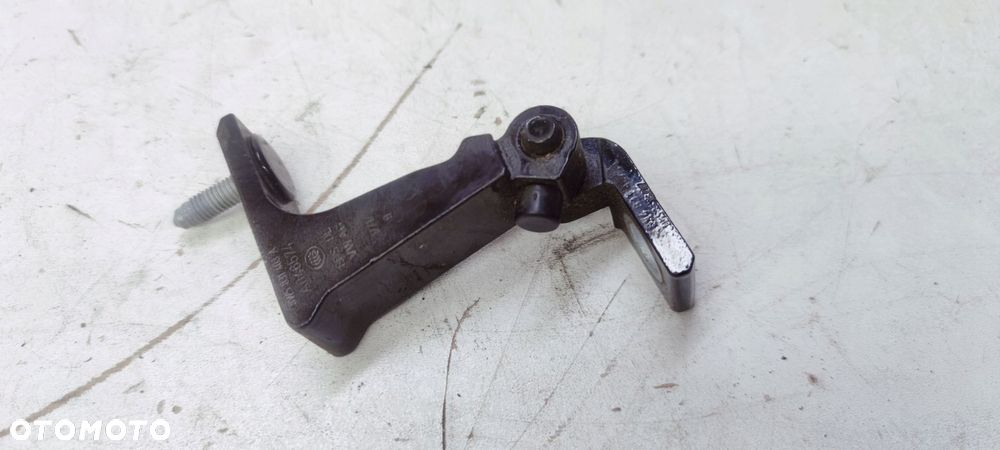 ZAWIAS DRZWI LEWY AUDI A4 B9 8W5831403A - 2