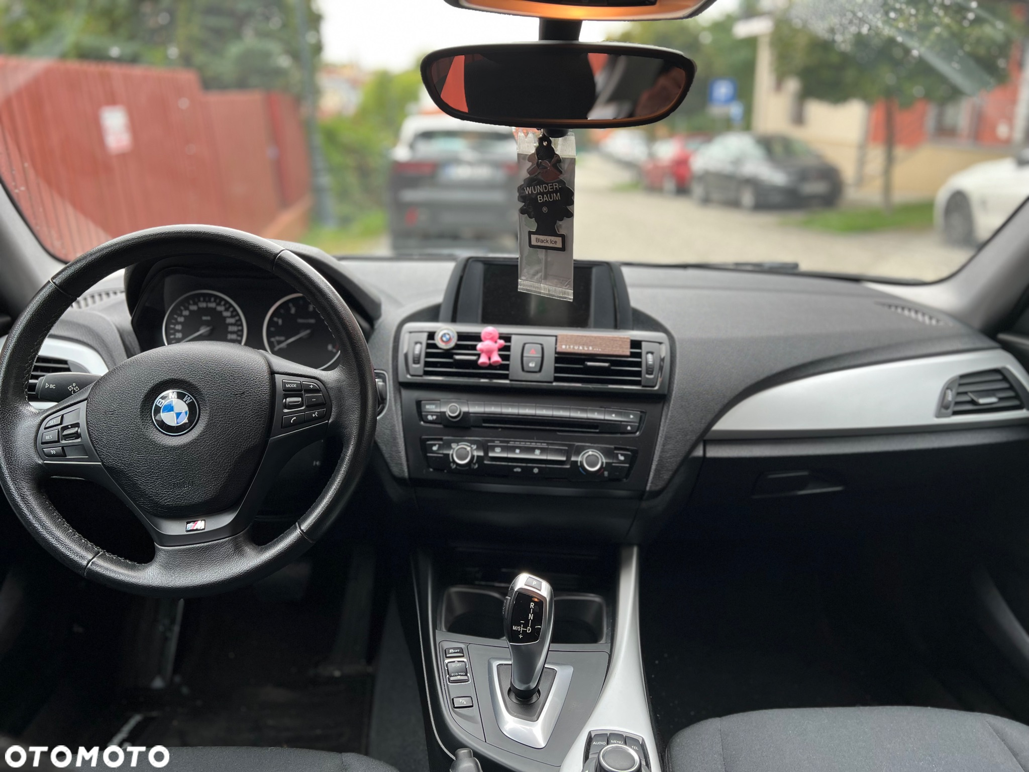 BMW Seria 1 116d - 10