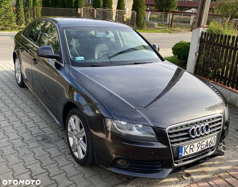 Audi A4 Limousine