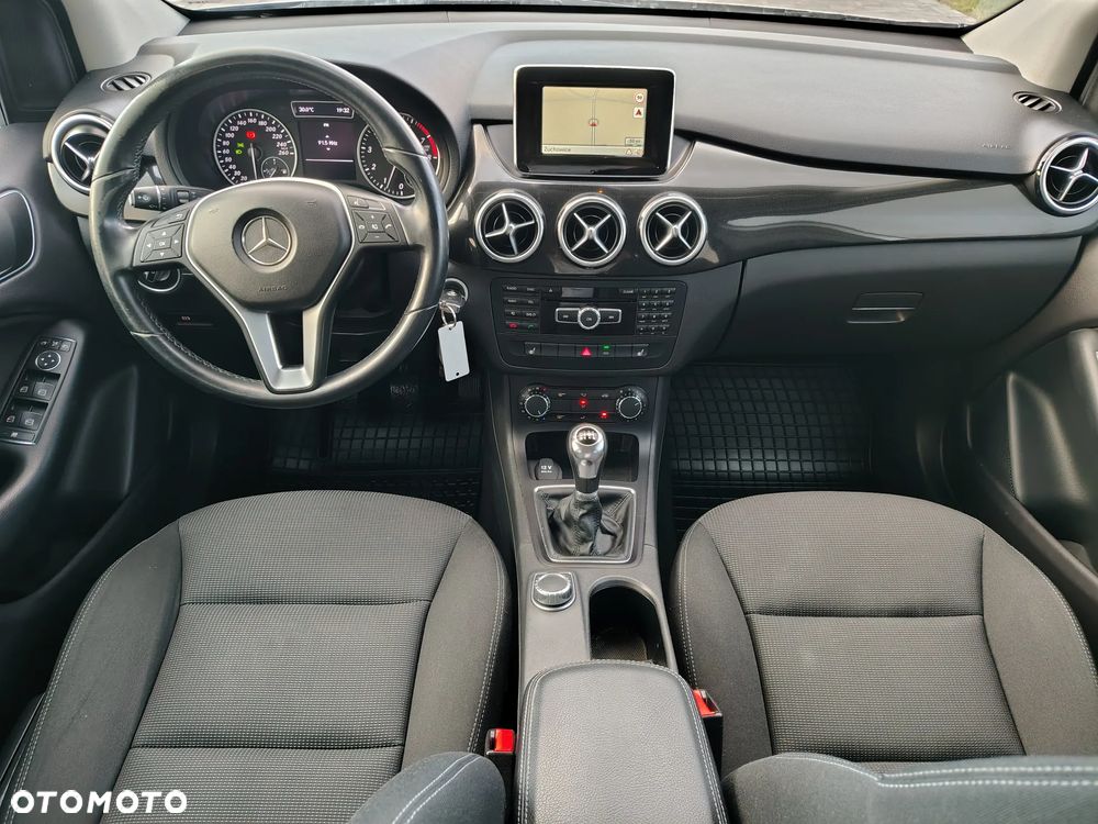Mercedes-Benz Klasa B 180 BlueEFFICIENCY Edition Style - 15