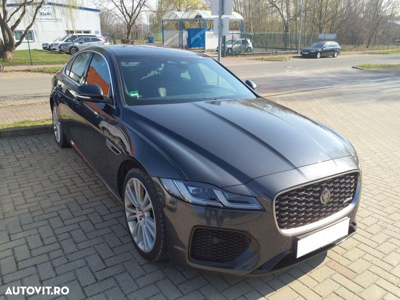 Jaguar XF P300 AWD R-Dynamic S - 1