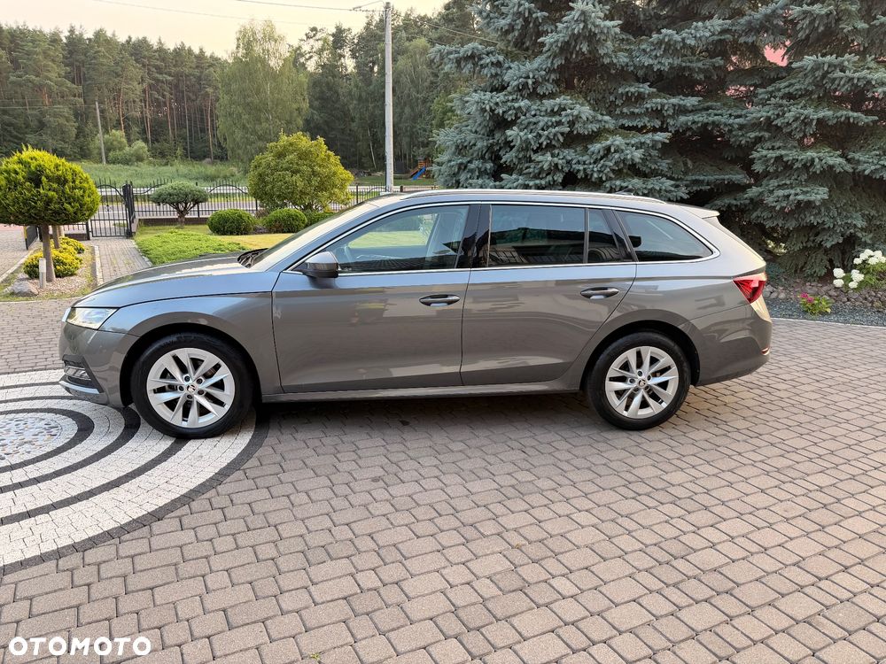 Skoda Octavia 2.0 TDI DSG Edition - 4