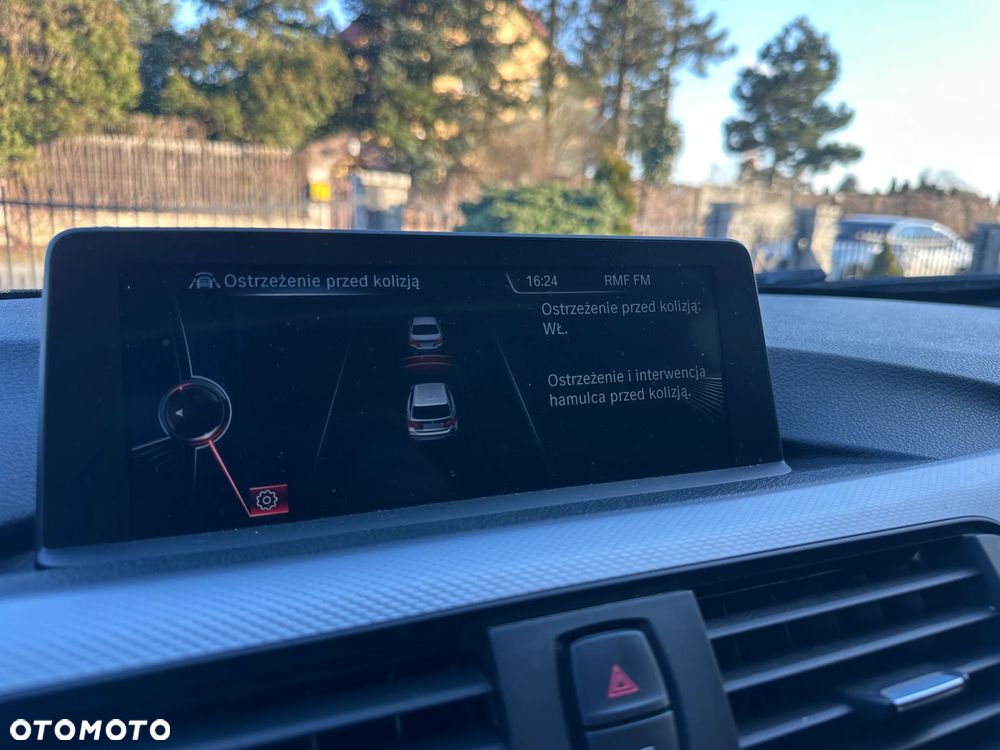 BMW Seria 3 320d Sport-Aut - 35