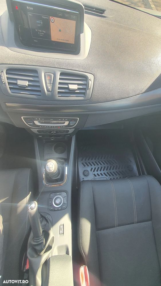 Renault Megane dCi 95 FAP Paris Business - 12