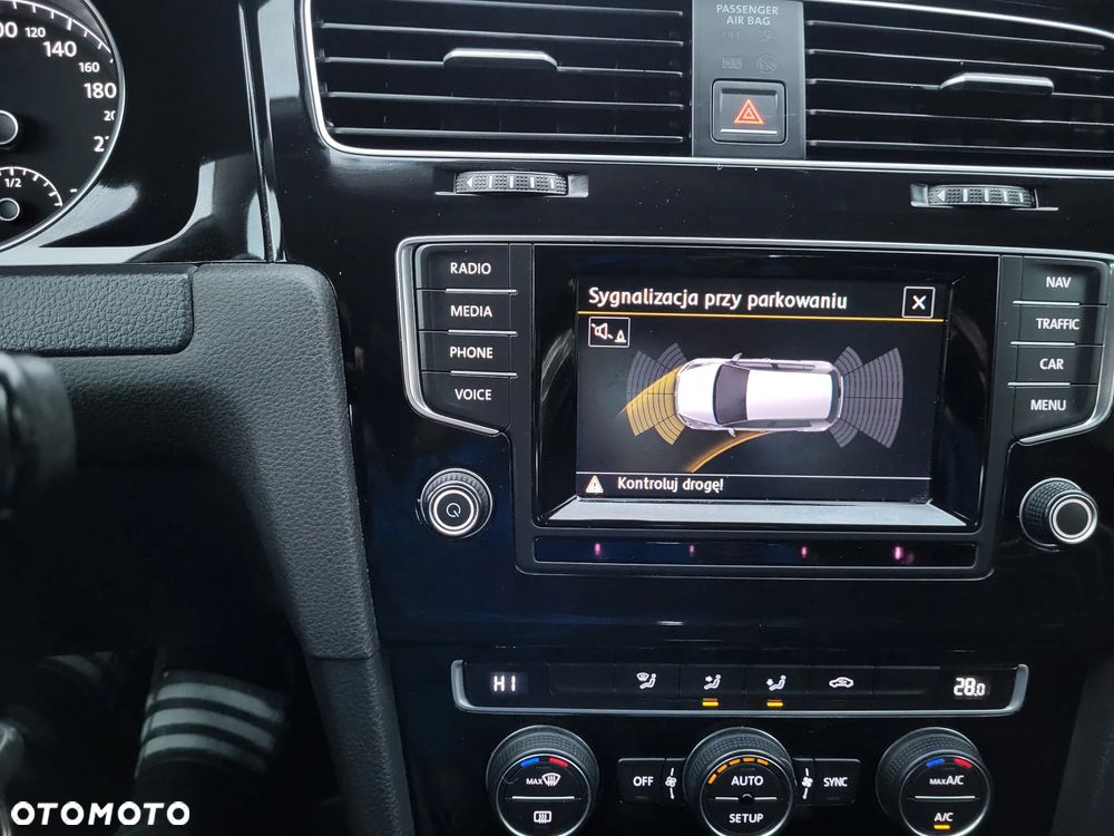 Volkswagen Golf 1.2 TSI BlueMotion Technology Cup - 12