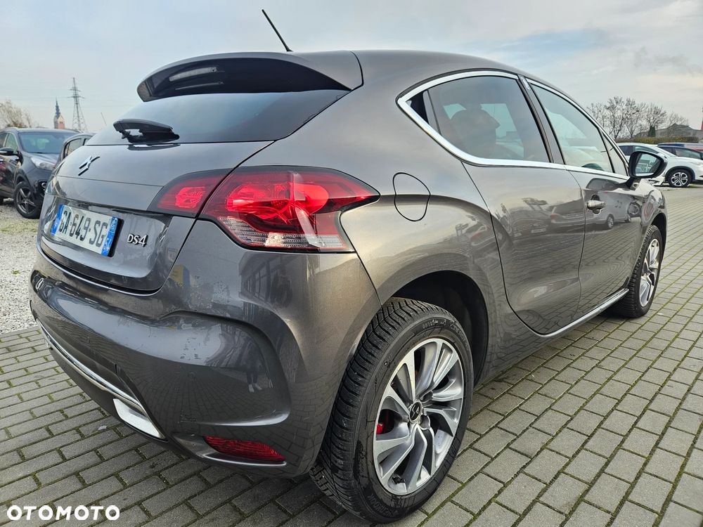 Citroën DS4 e-HDi 115 SoChic - 5