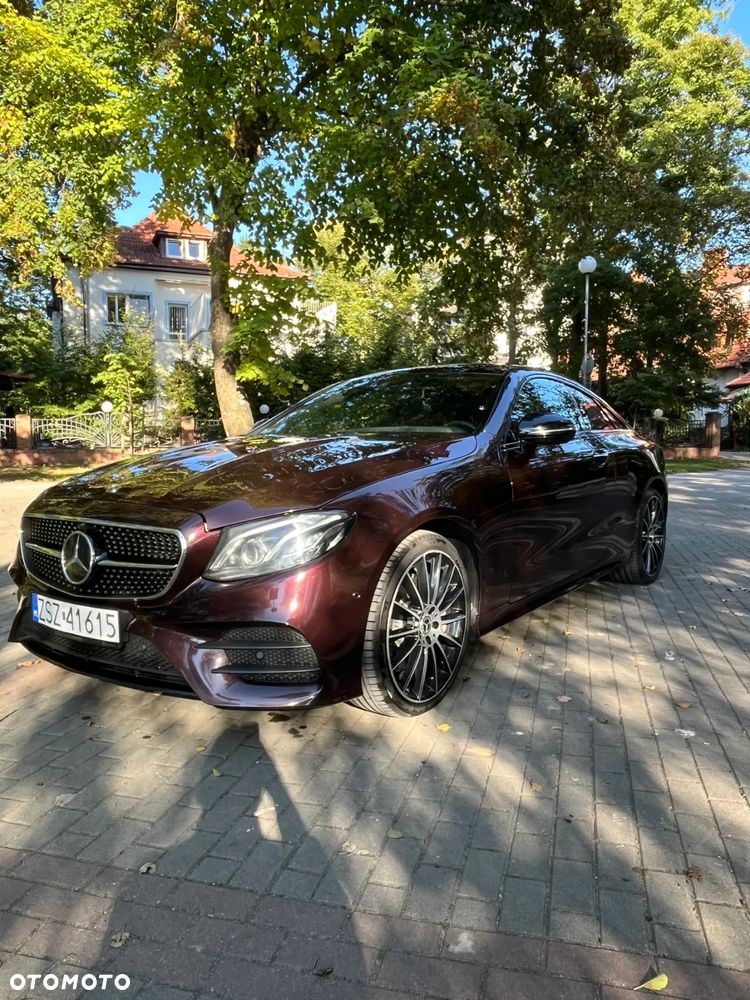 Mercedes-Benz Klasa E 400 d Coupe 4-Matic 9G-TRONIC - 2