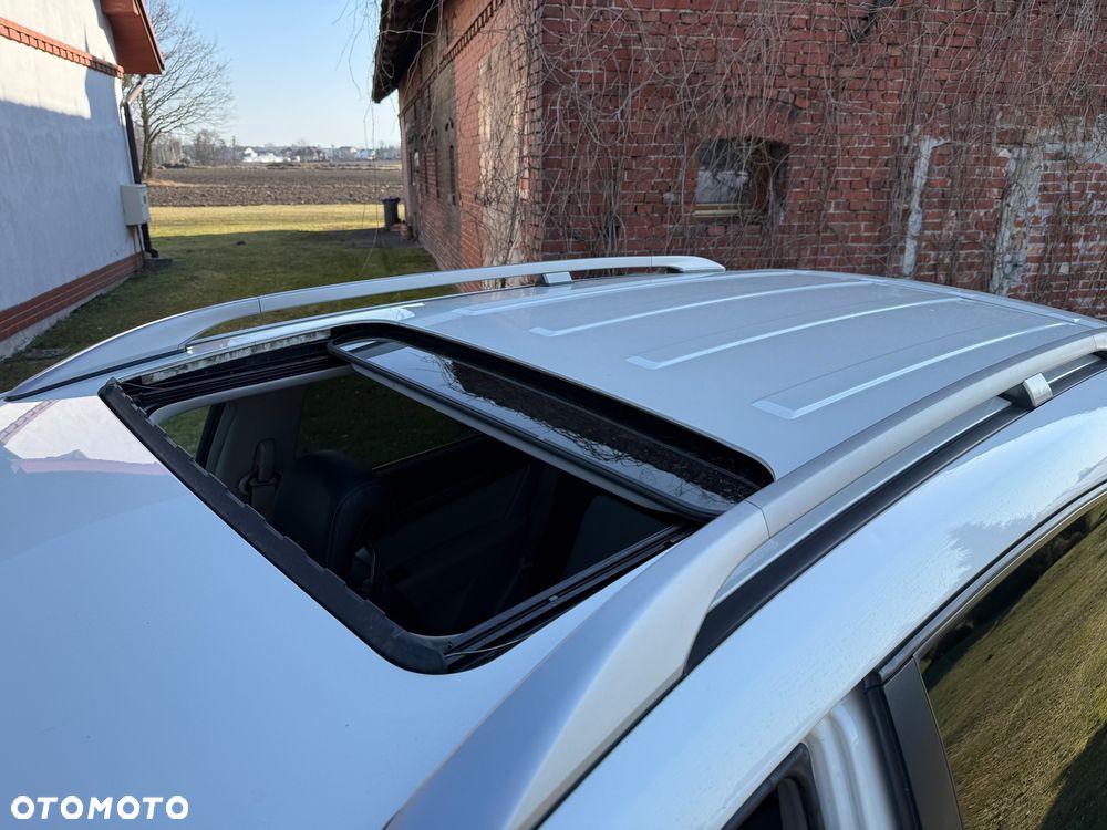 Chevrolet Captiva 2.2 D LTZ - 23