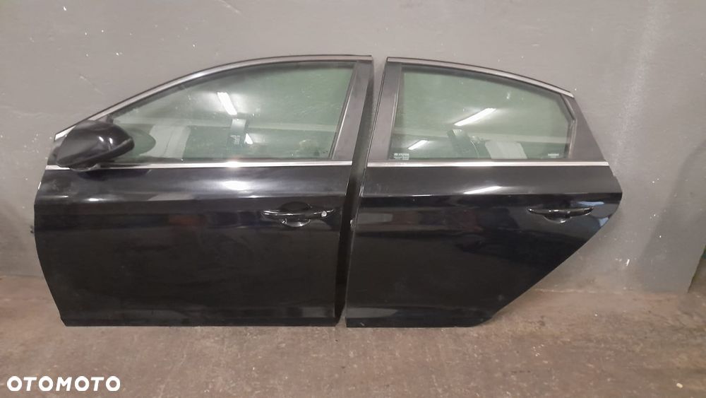 hyundai sonata 2015r drzwi - 1
