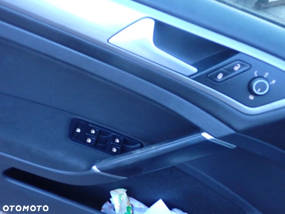 CZĘŚCI - Vw Golf VII MK7 7 1,6TDI CLHA 105KM KOMBI 5B 2015r. INDEX - 8643 - 15