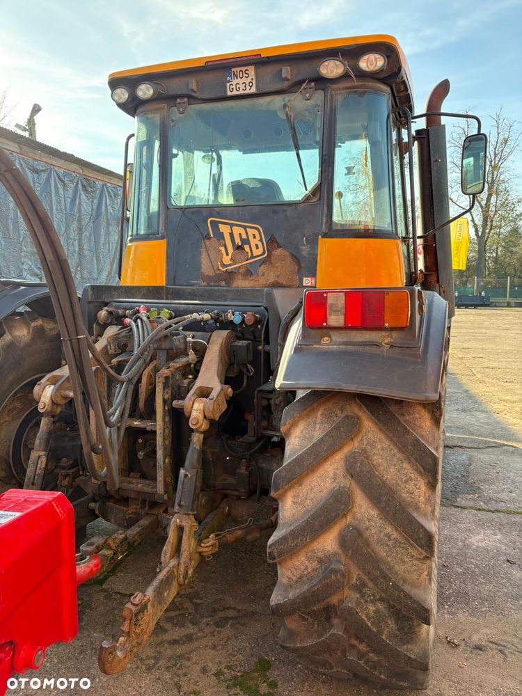 JCB 3200 - 5