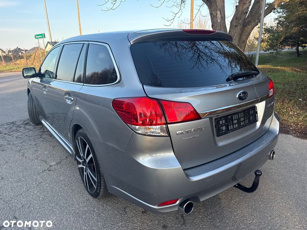 Subaru Legacy 2.5i GT - 7