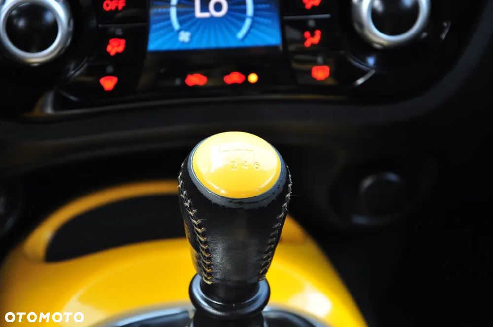 Nissan Juke 1.5 dCi N-Vision - 32