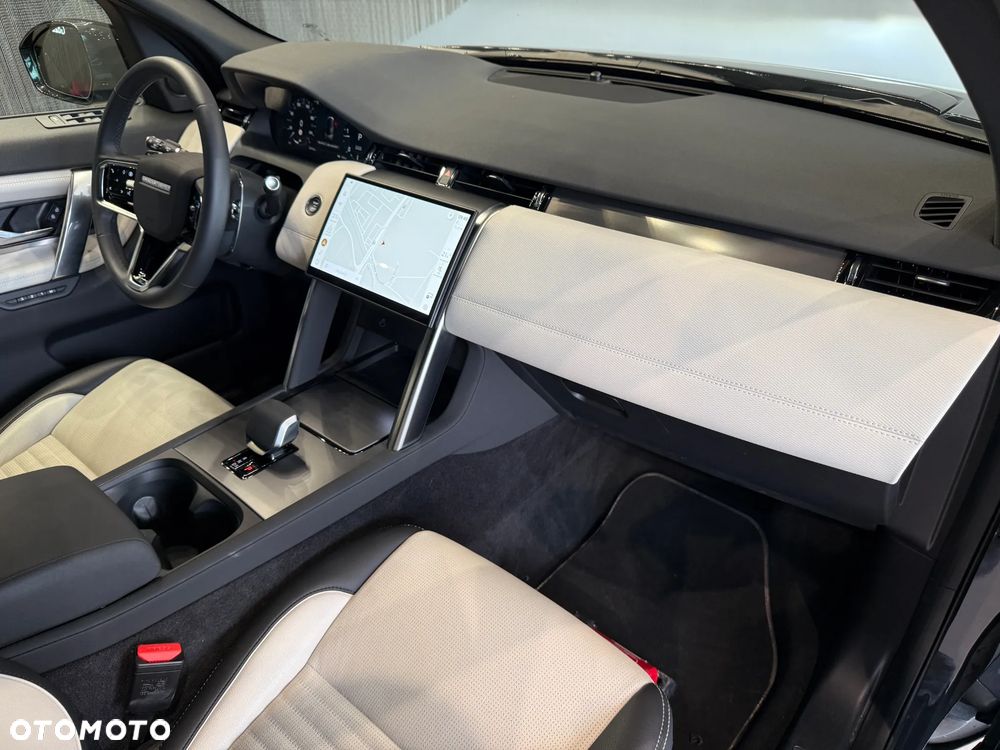 Land Rover Discovery Sport 2.0 D200 mHEV Dynamic SE - 11