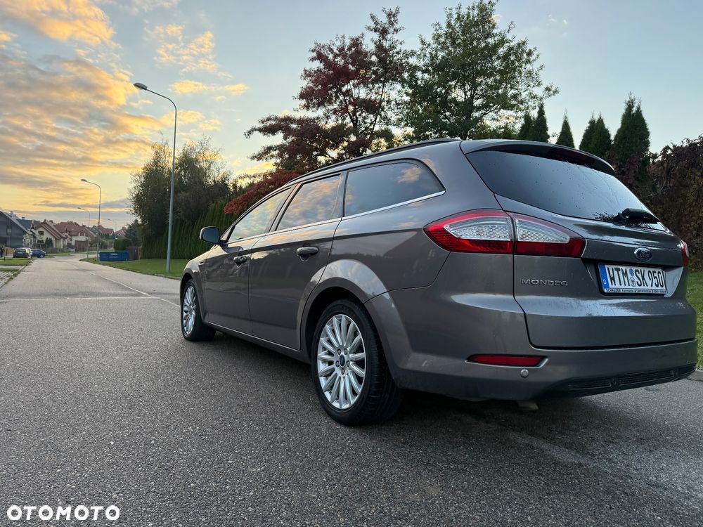 Ford Mondeo - 23