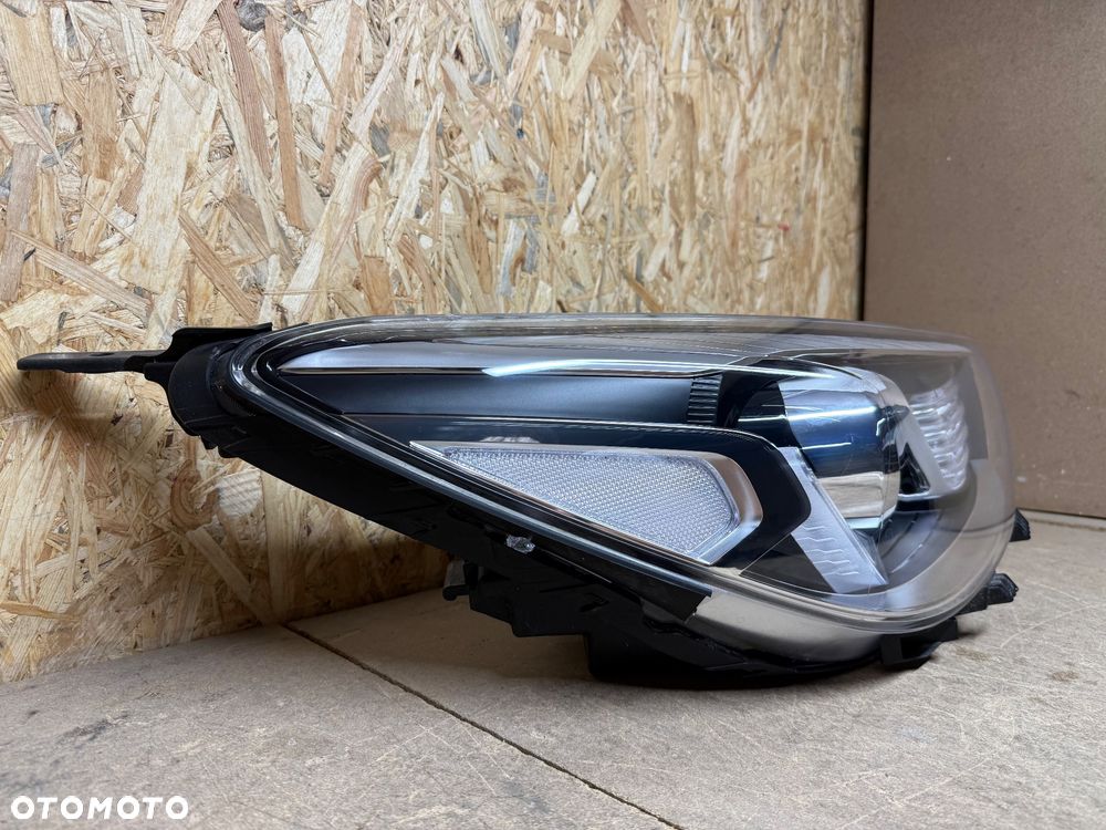 LAMPA PRAWY PRZÓD PRZEDNIA PRAWA SOCZEWKA LED KIA RIO IV 92102-H8 - 18