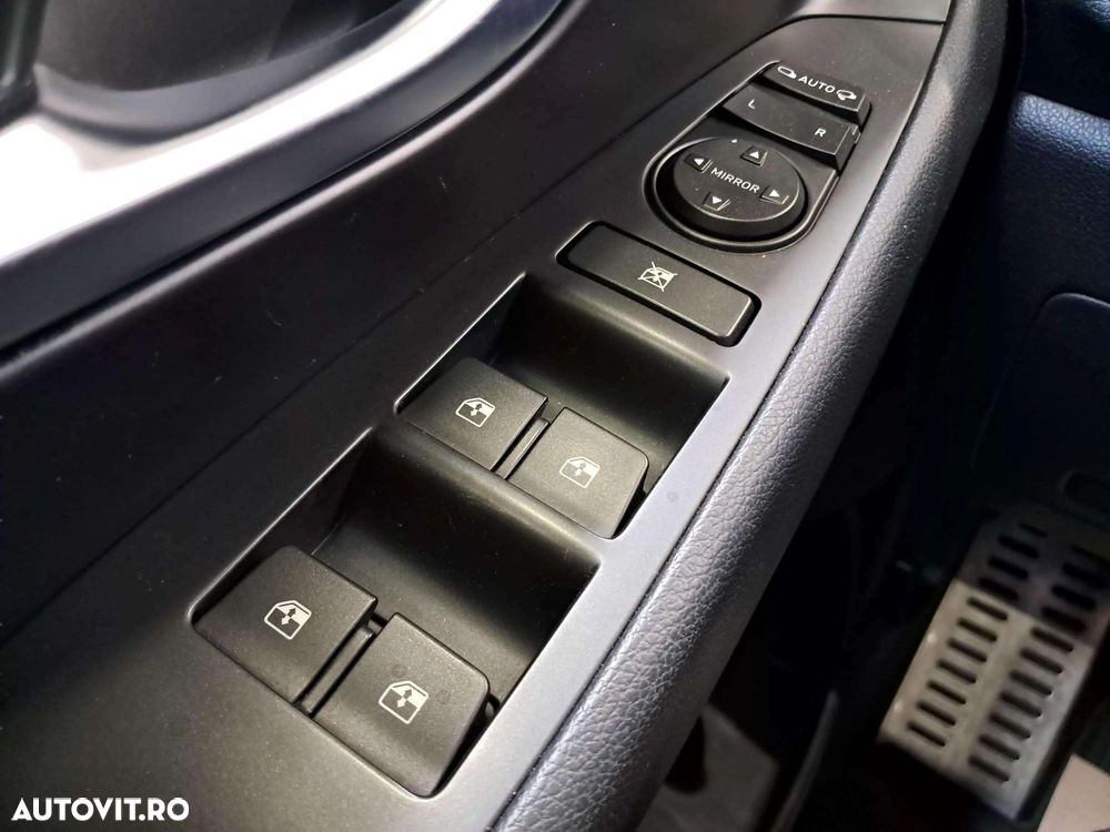 Hyundai i30 1.5 T-GDI 160CP MHEV 5DR 7DCT Highway N-Line - 19