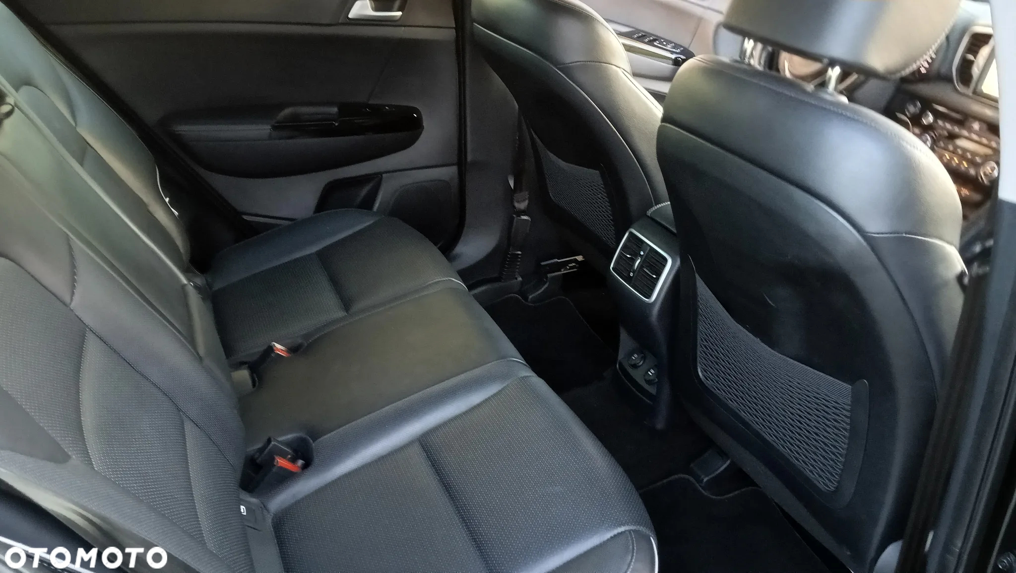 Kia Sportage 1.6 GDI L Business Line Plus 2WD - 9