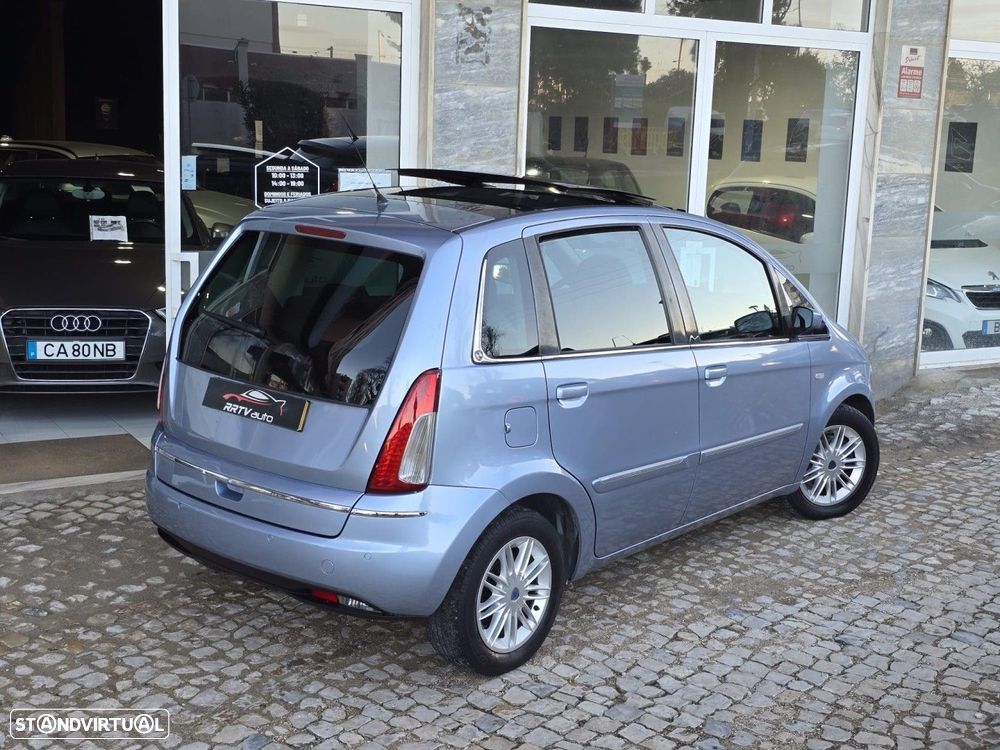 Lancia Musa 1.3 16V M-jet Platino DFN - 2