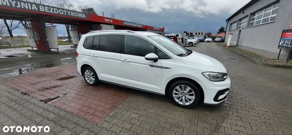 Volkswagen Touran - 9