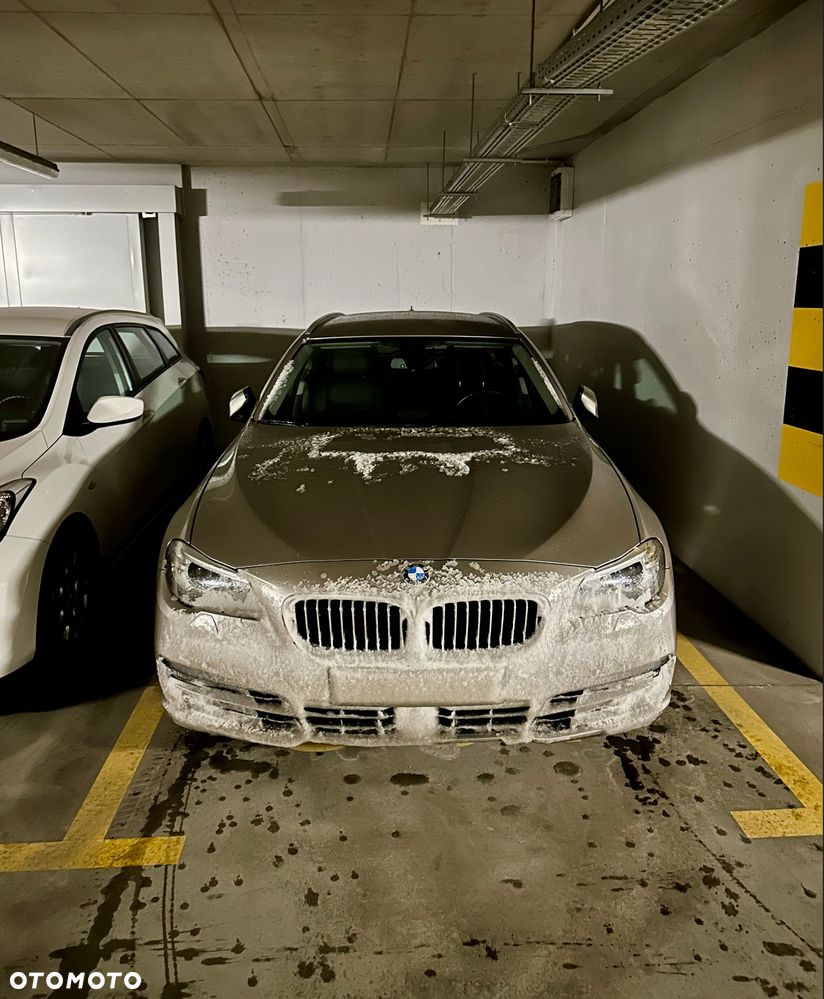 BMW Seria 5 520d Luxury Line - 23