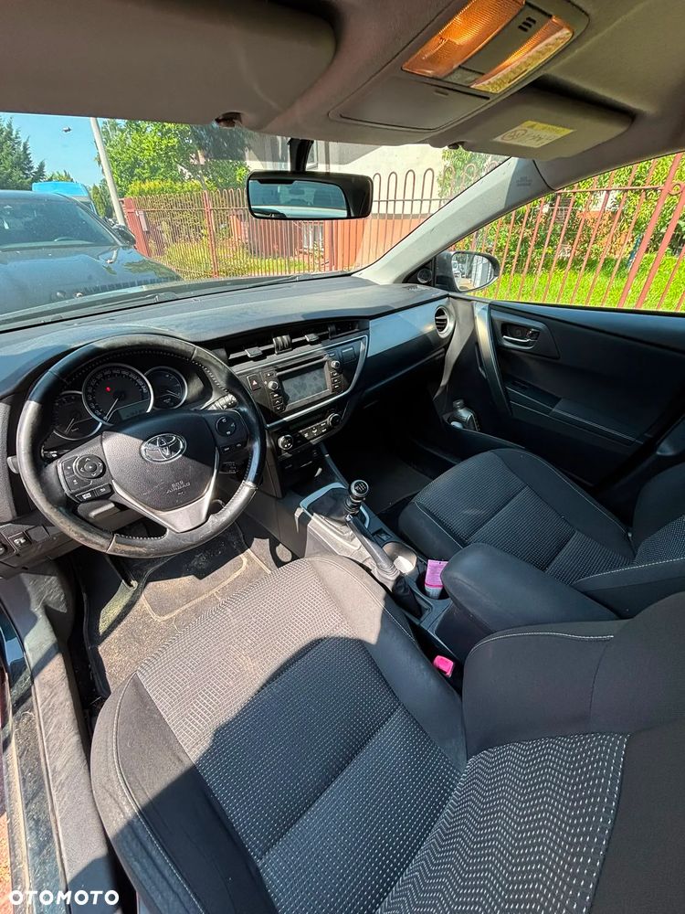 Toyota Auris 2.0 D-4D Comfort - 6