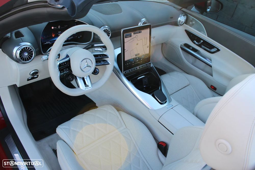 Mercedes-Benz SL 63 AMG 4Matic+ - 36