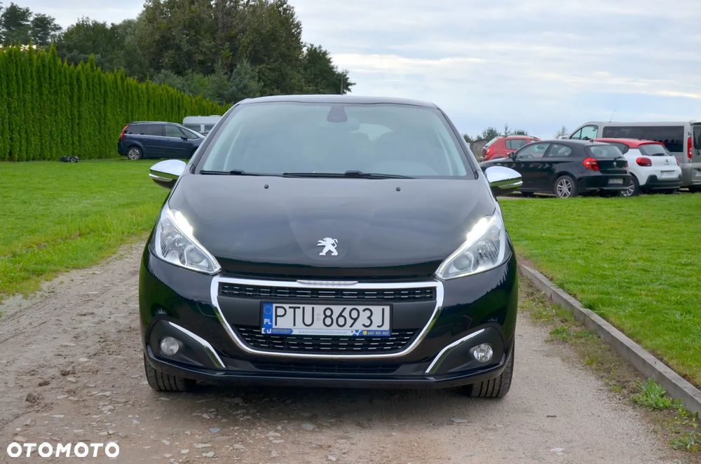 Peugeot 208 PureTech 110 Stop & Start EAT6 Allure - 8