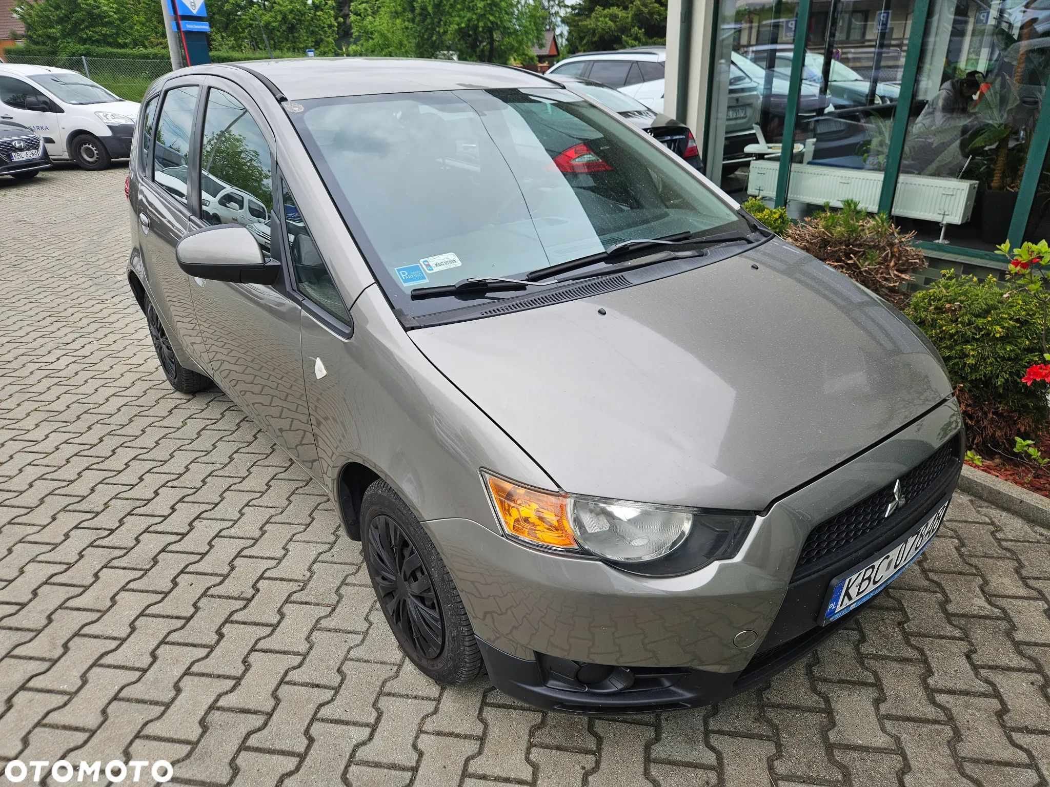 Mitsubishi Colt - 1