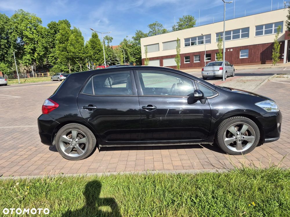 Toyota Auris - 14