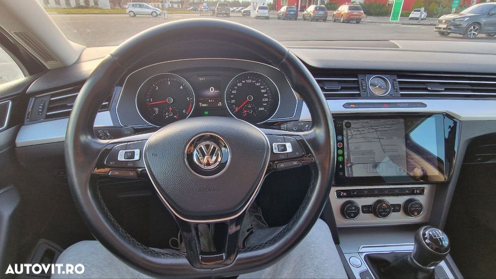 Volkswagen Passat Variant 2.0 TDI Comfortline - 5