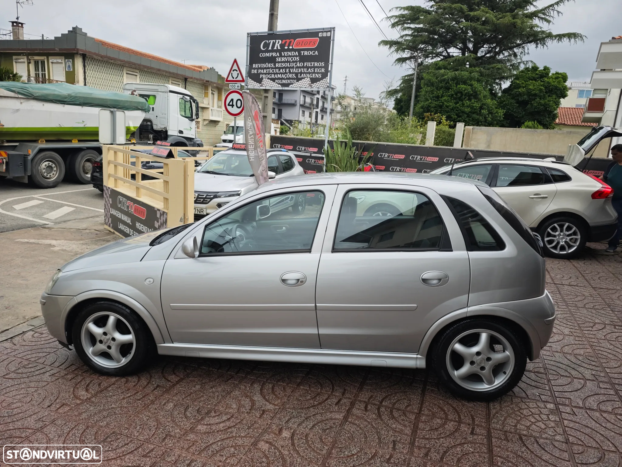 Opel Corsa 1.2 Twinport Silver - 9