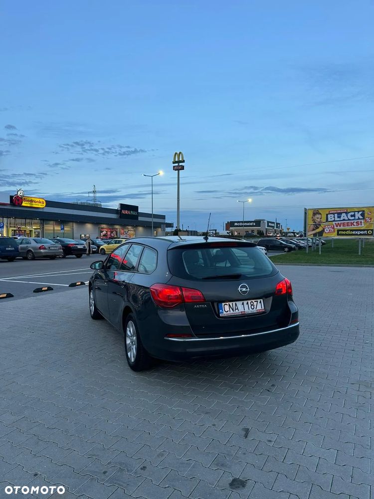 Opel Astra IV 1.6 Sport - 21