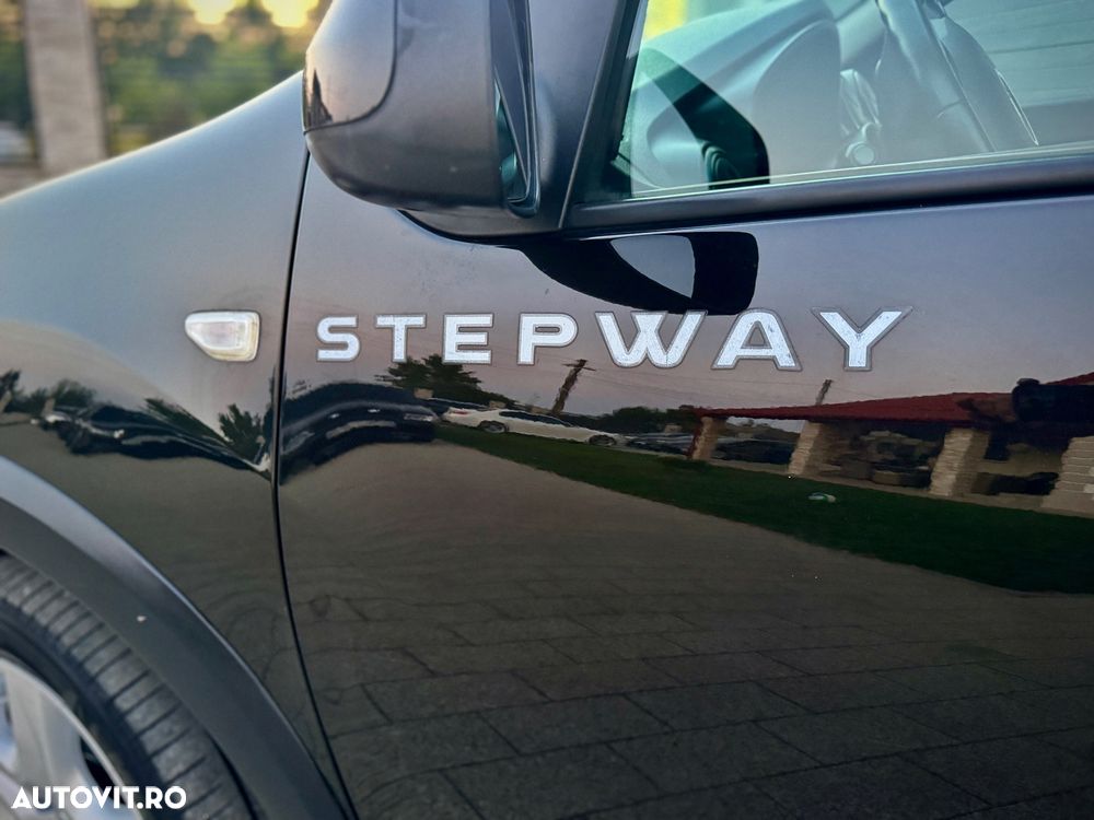 Dacia Sandero Stepway TCe 90 Prestige - 32