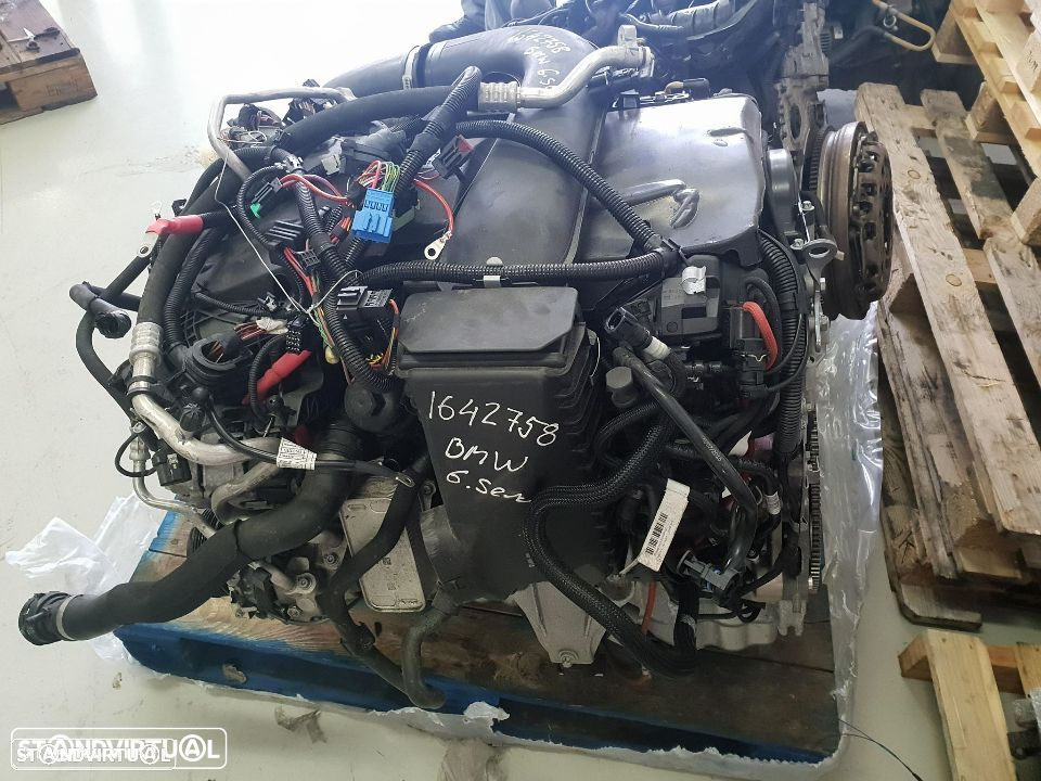 Motor BMW 3.0d bi-turbo, com 313cv, ref N57D30B - 6