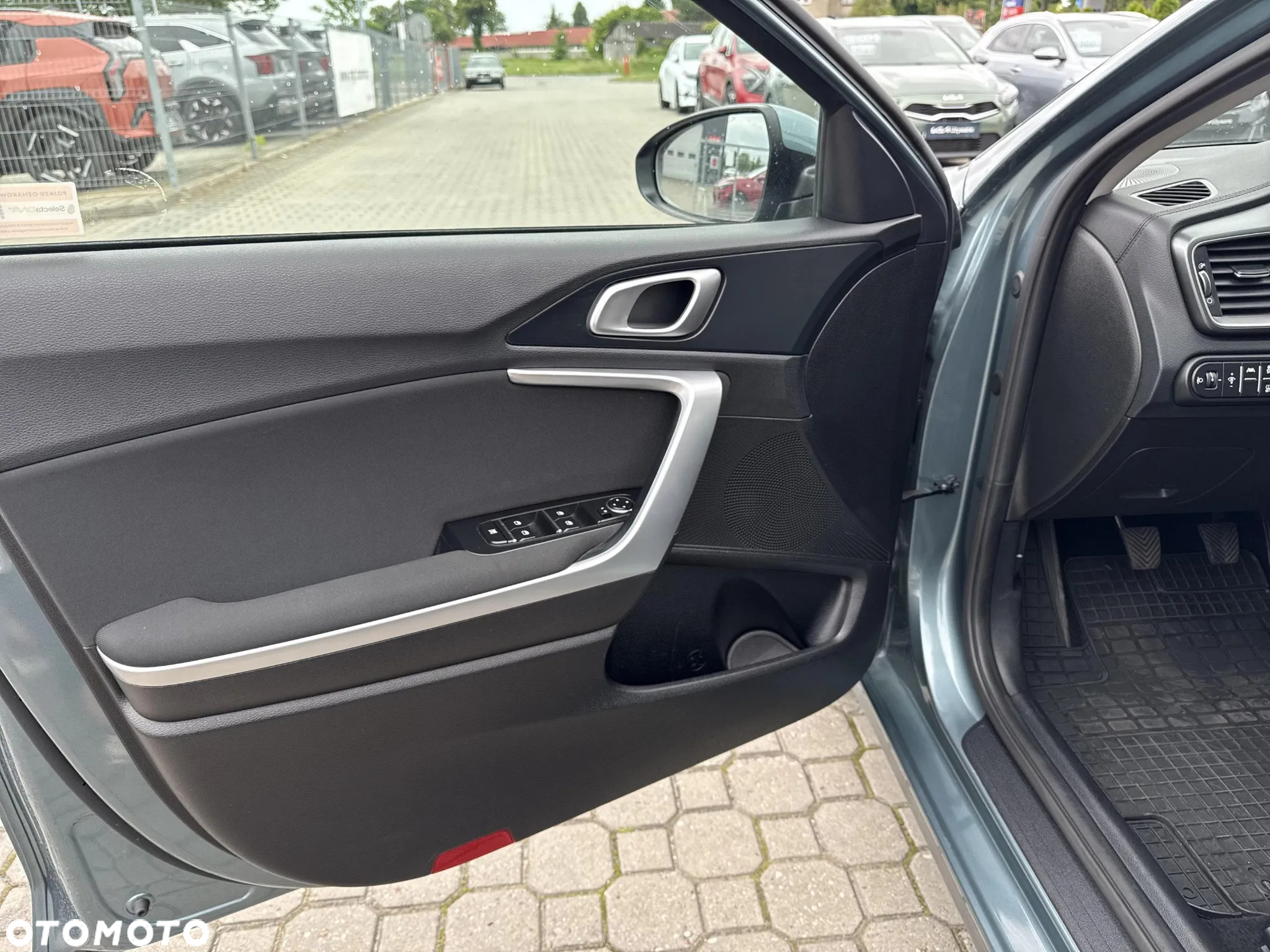Kia Ceed 1.5 T-GDI M - 10