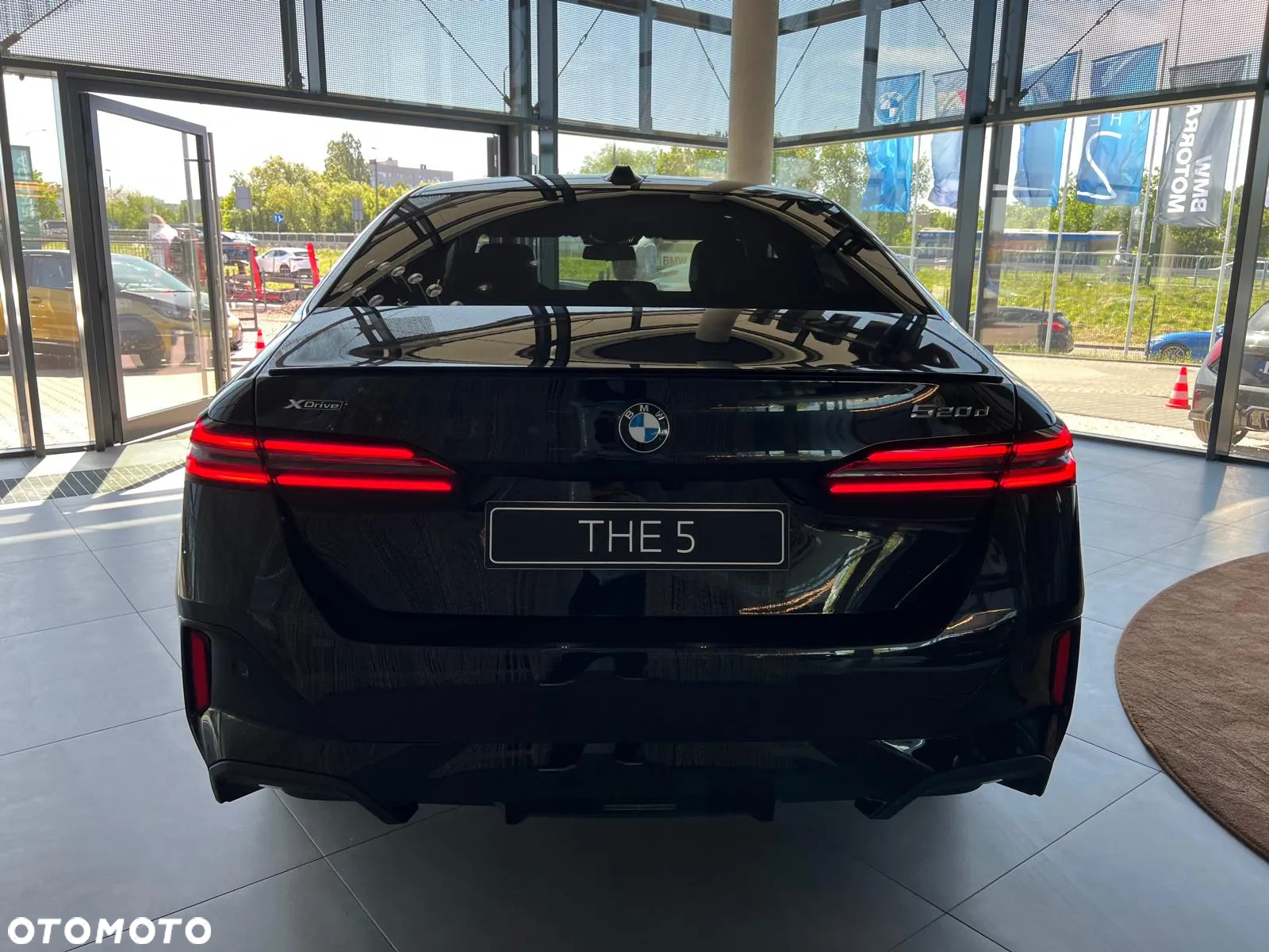 BMW Seria 5 520d xDrive mHEV - 4